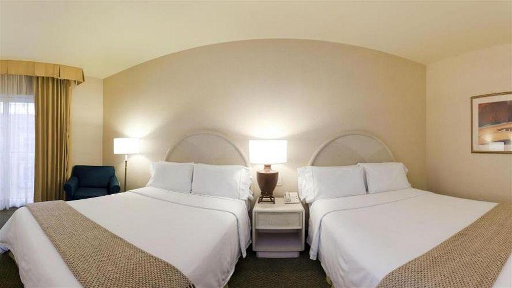 Holiday Inn Express Torreon By Ihg Экстерьер фото